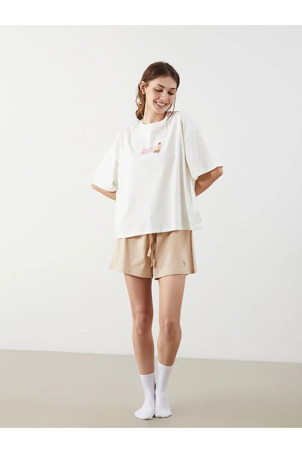 LCW Young Ekru Bisiklet Yaka Baskılı Oversize Kadın Pijama Üstü - 2