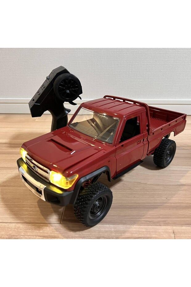 MZtoyz MN82 LAND CRUISER CRAWLER 4X4 1:12 scale OFFICIALLY LICENCED RTR RC Car For Boys (Red)