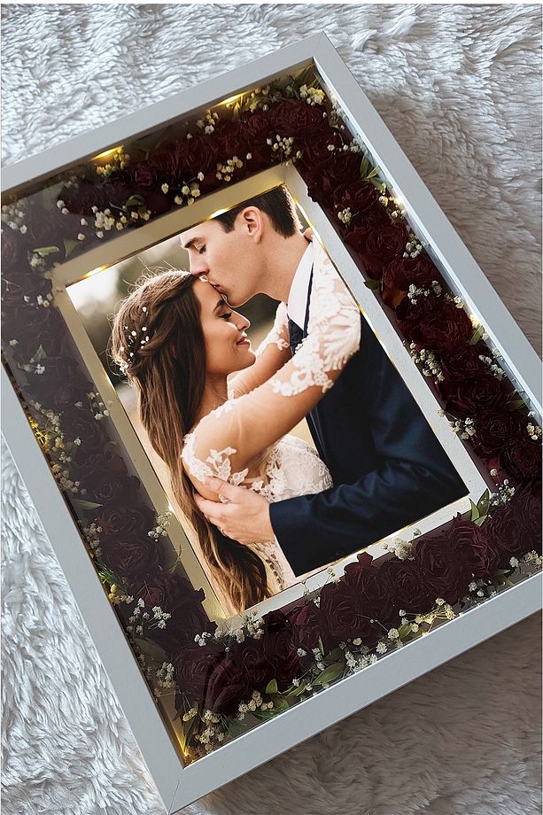 30x40 Cm Ledli İsimli Yeni Model Anı Çerçevesi- Özel Gün Çiçekleri Gül Tablosu - 4