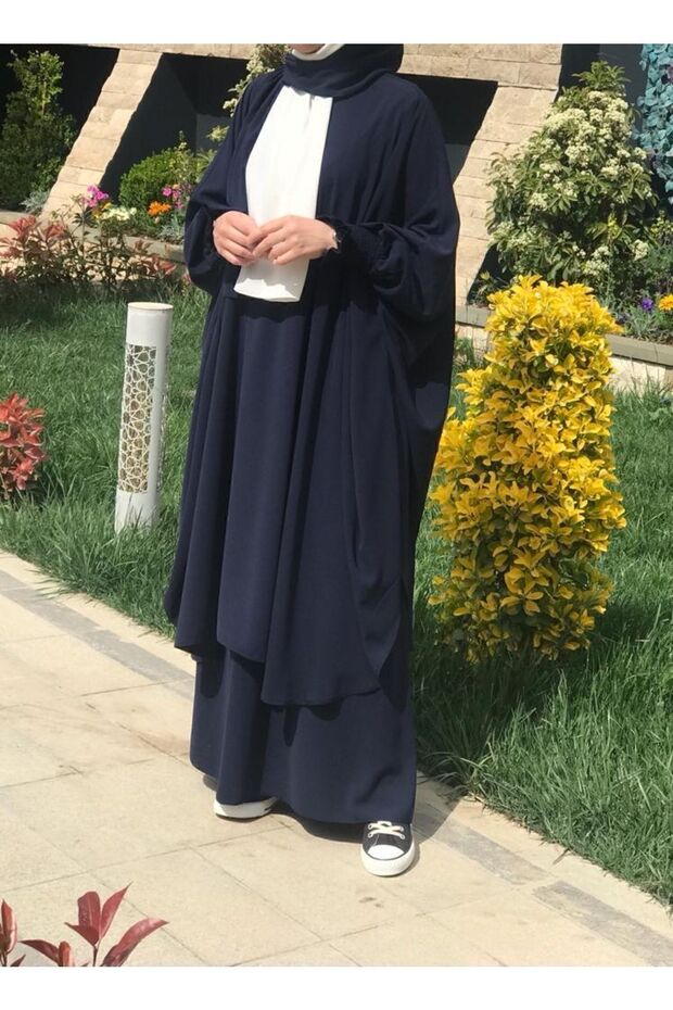 مجموعة باللون الأزرق الداكن - 4