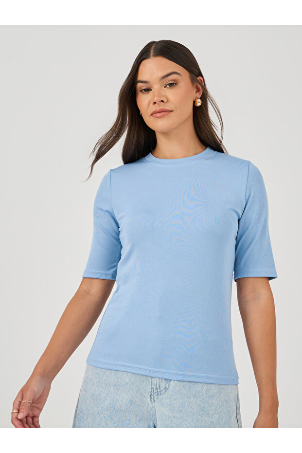 تي شيرت سادة بقصّة عادية ورقبة دائرية - 3