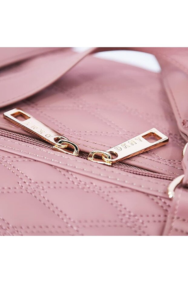 حقيبة دافل، دي روز - 6