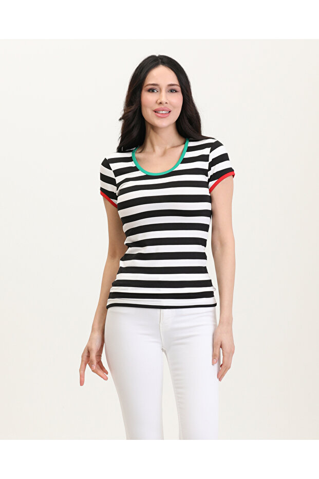 طاقم الرقبة مخطط الجسم الأساسي بأكمام قصيرة - 1