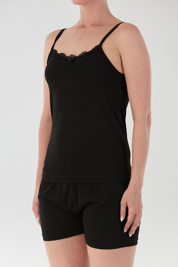 Dantelli Şortlu Pijama Takımı - 5