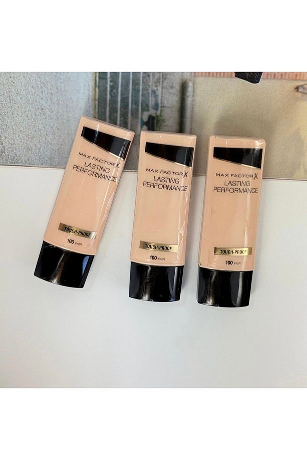 X Uzun Süre Kalıcı Sıvı Fondöten - Lasting Performance Foundation 100 FAIR 35 ml - 1