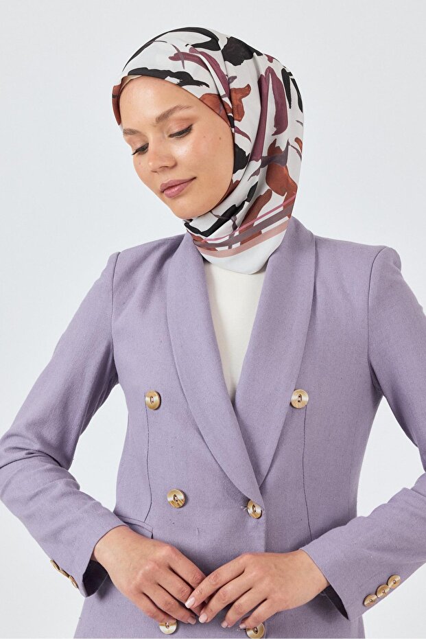 وشاح منقوش بأوراق الشجر باللون البيج 3004 - 4