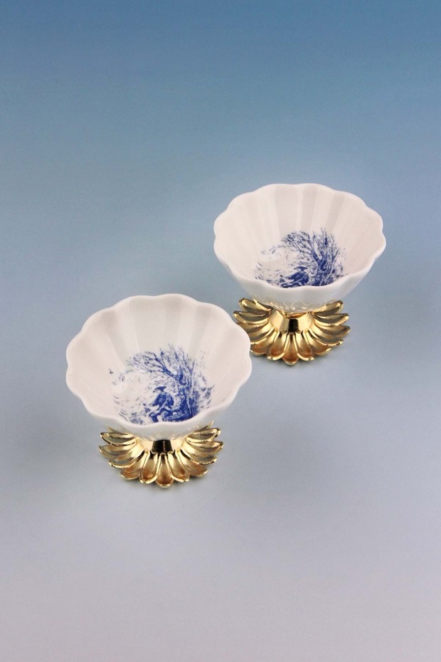 Blue English 2 Pcs Metal Foot Porcelain Turkish Delight Bowl
