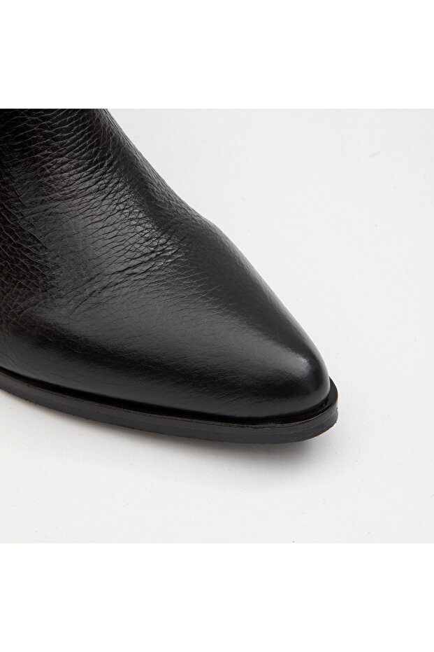 Helena-tr - Siyah Kadın Bot - 5