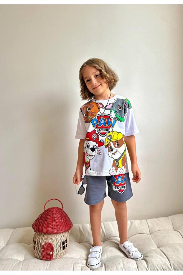 مجموعة Yigit Butik للأولاد مع شورت مطبوع
