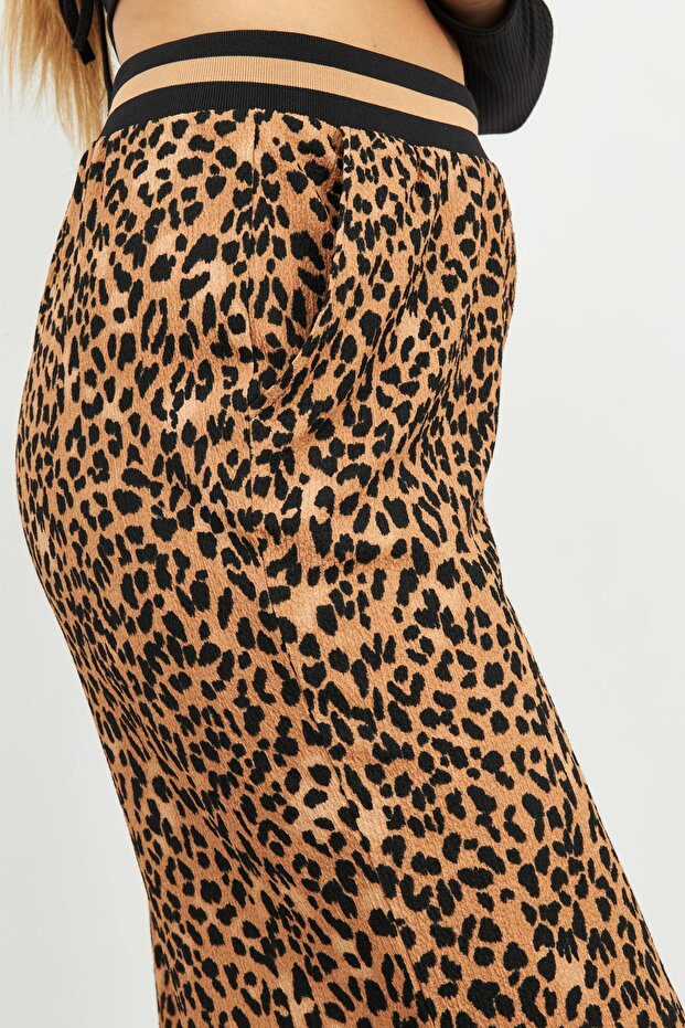 LEOPARD PATTERN WAIST BEAN PANT - 6