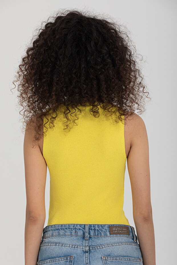 Basic Sarı Kolsuz Crop Kadın Triko - 5