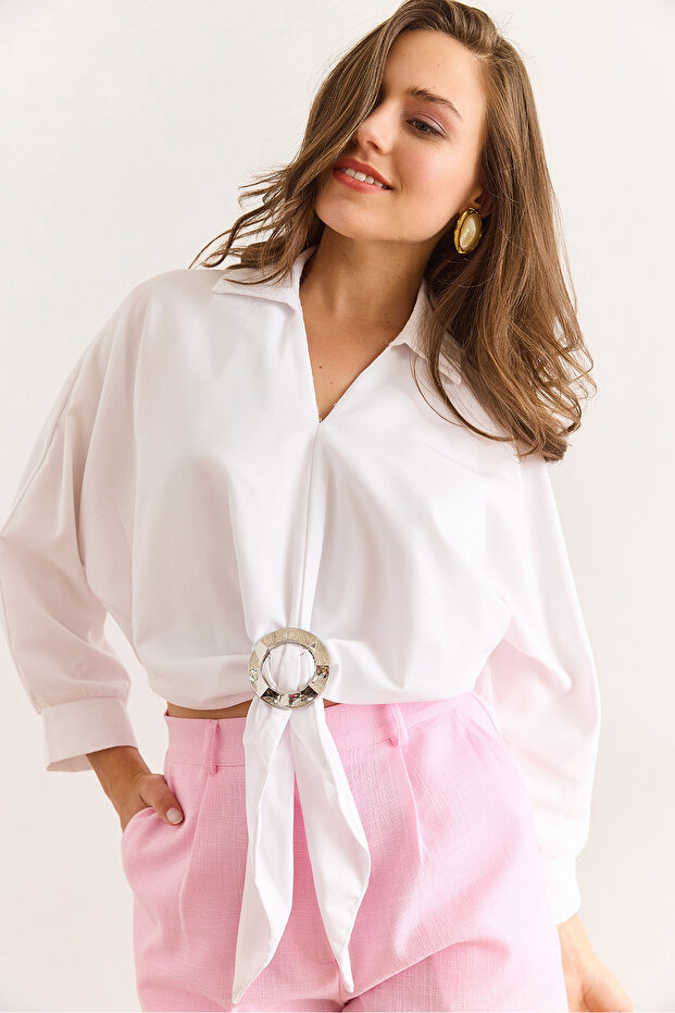 Women's White Front Accessory Shirt Collar Bat Blouse Blz-19003016