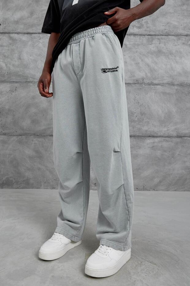 Men's Sweatpants with Back Pocket, Unknown Text Written, Gray, Oversize, Loose Fit, 3 Yarns, Without Drawstrings