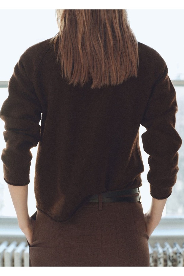 Pamuklu keten yuvarlak yakalı triko kazak - 4