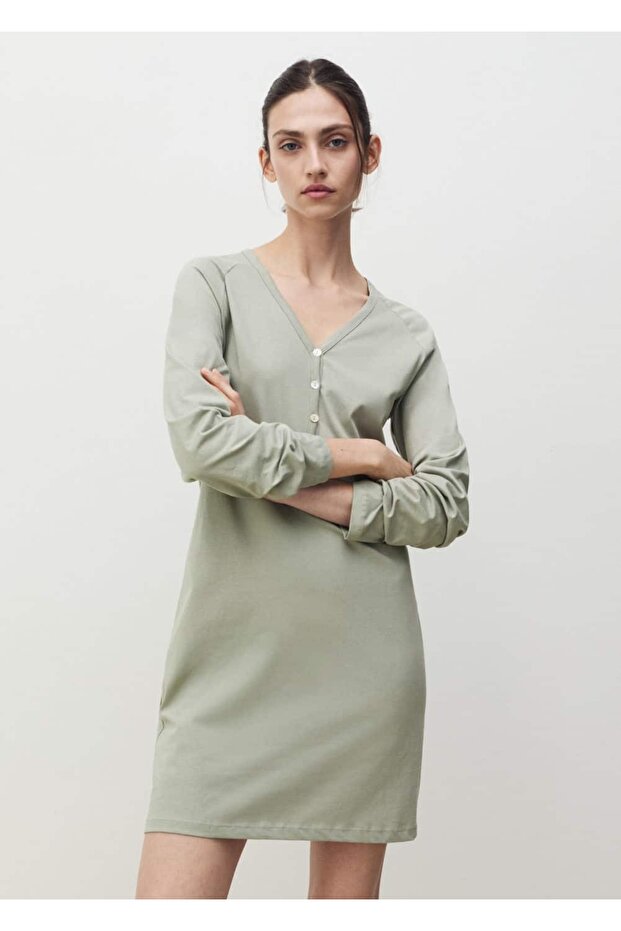 Pamuklu V yaka gecelik - 1