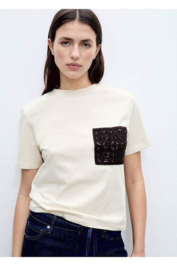 Tığ işi nakışlı tişört - 1