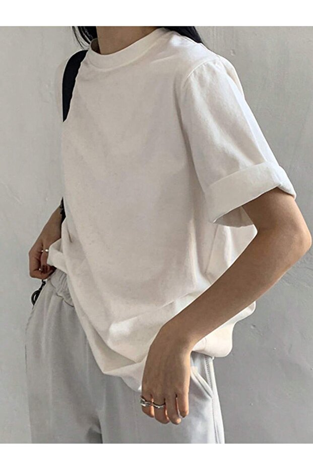 Women's Basic Crew Neck T-Shirt