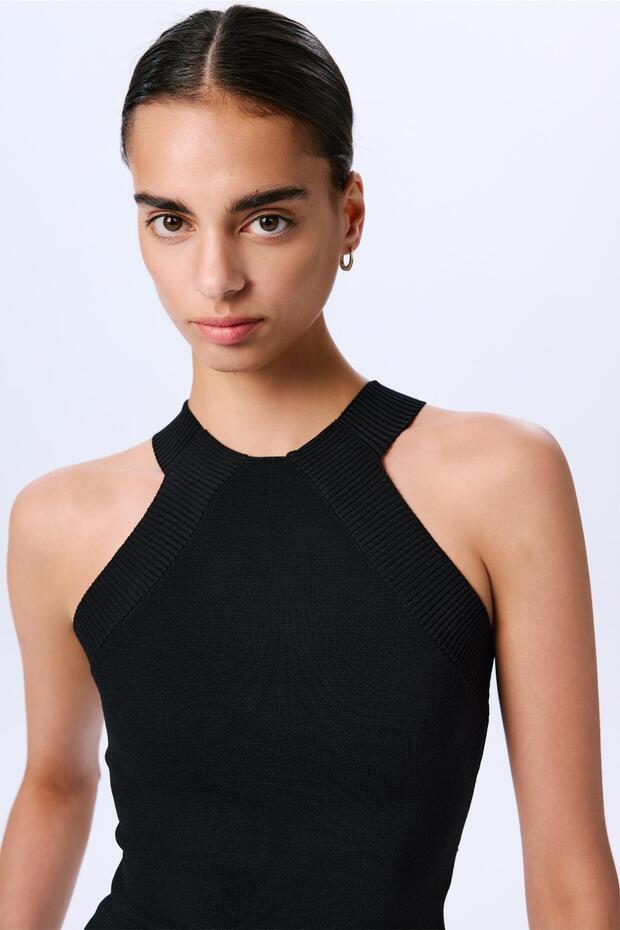 Omuz Dekolteli Basic Crop Siyah Bluz - 5