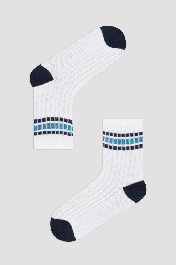 جوارب للأولاد مكونة من 3 قطع منقوشة باللون الأبيض - 4
