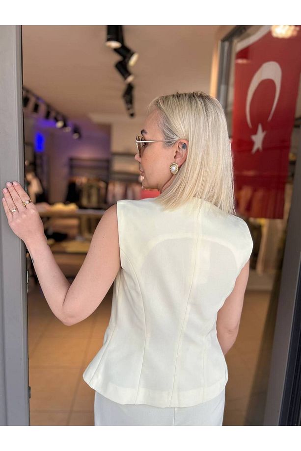 Sarı İki Düğmeli Astarlı Yelek - 7