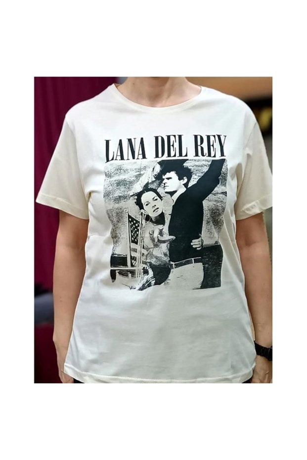 Lana Del Rey Unisex T-shirt