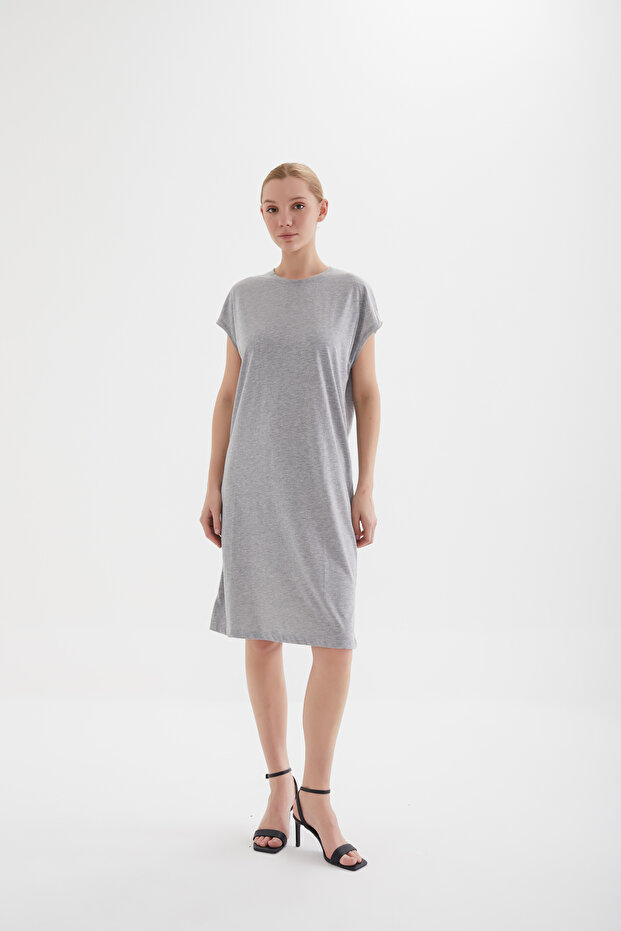 Women's Relaxed Cut Biscuit Neck Combed Cotton Dress