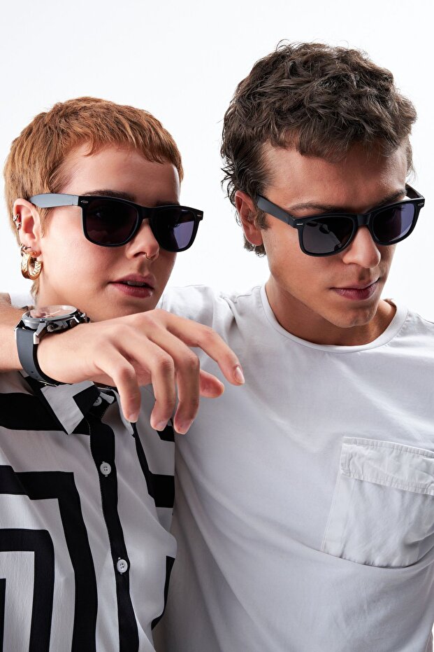 Black Unisex Sunglasses Apss 012201
