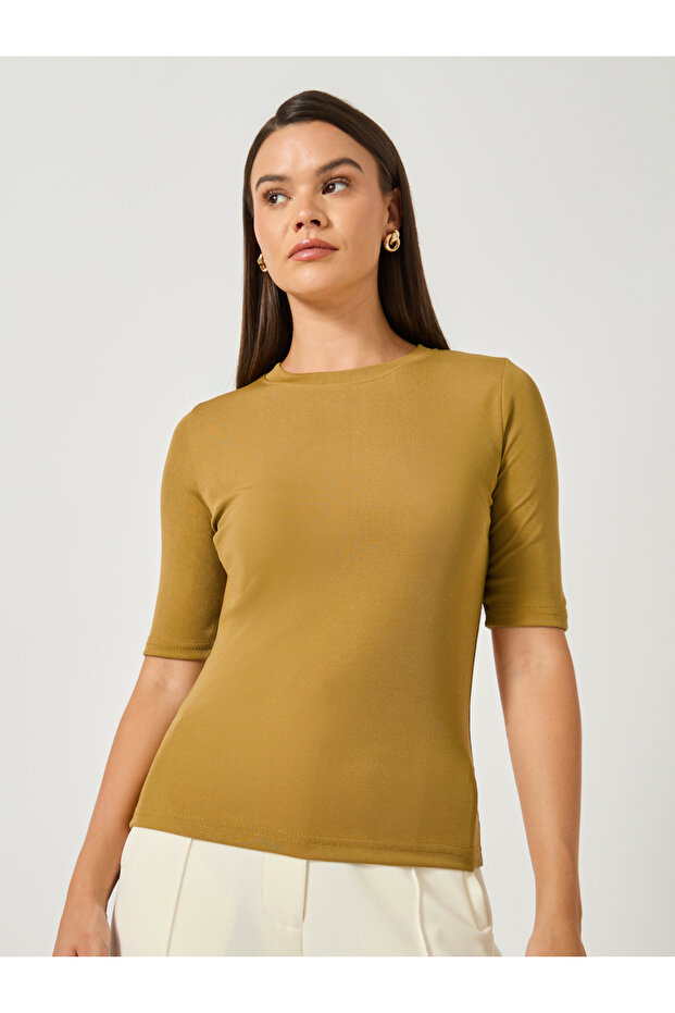 تي شيرت سادة بقصّة عادية ورقبة دائرية - 3