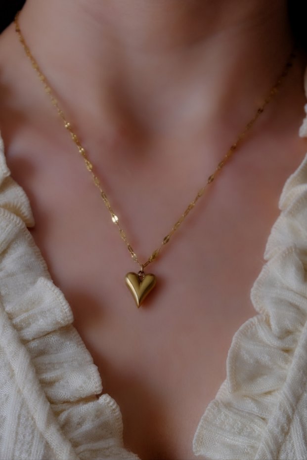 Steel Gold Color Small Necklace with Heart Twist Chain