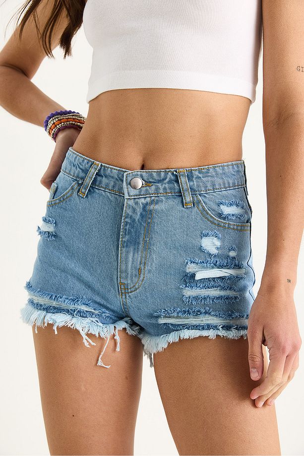 Kadın Cep Detaylı Püsküllü Yırtık Denim Şort 60283399 - 6