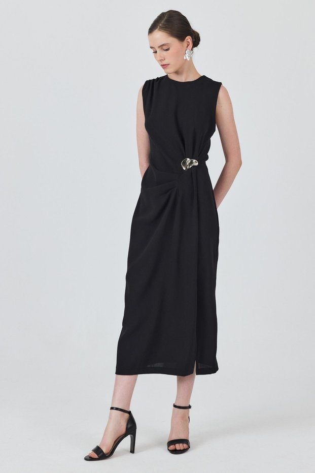 Black Sleeveless Side Pleat Detailed Buckle Dress 251633