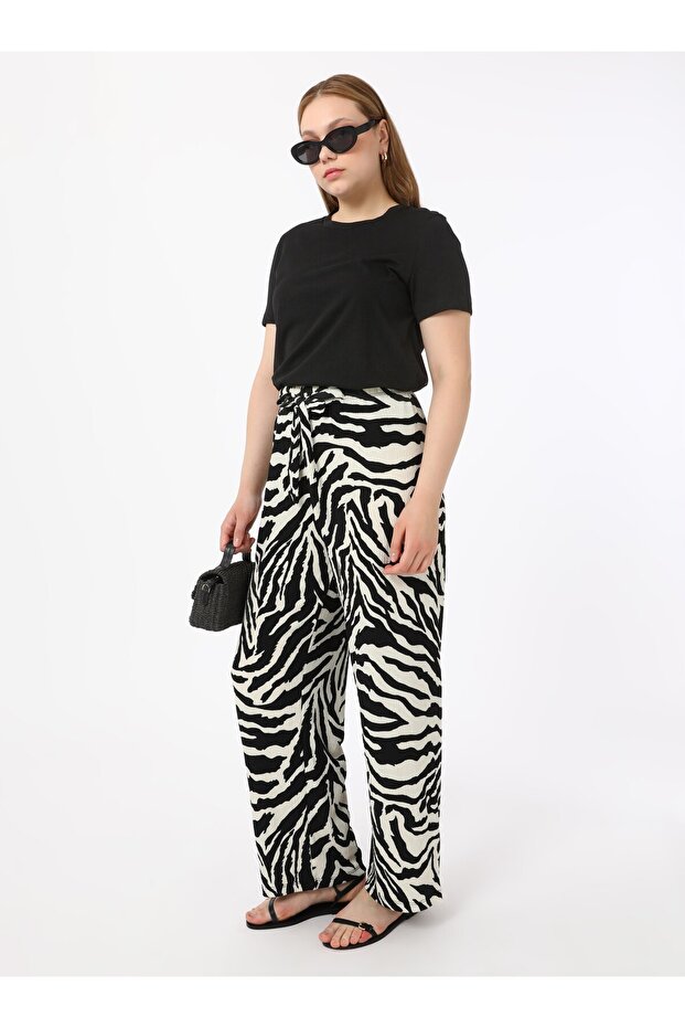 بنطلون مقاس كبير منقوش - أسود - علياء - 1