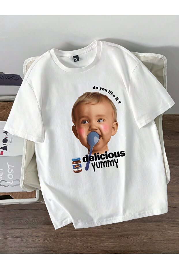 Oversize Cut Short Sleeve Printed T-Shirt