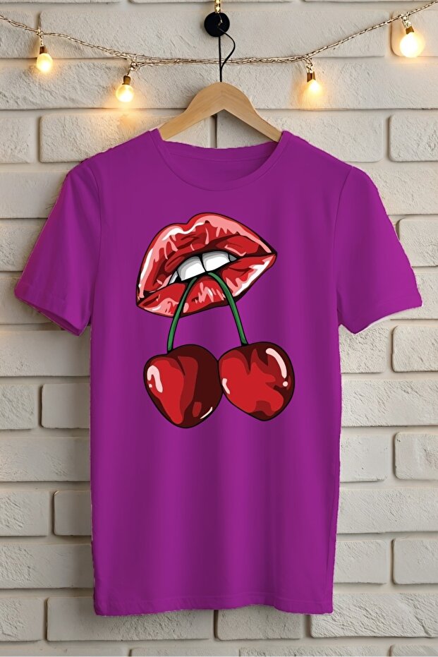 Cherry Lip Print Oversize T-Shirt