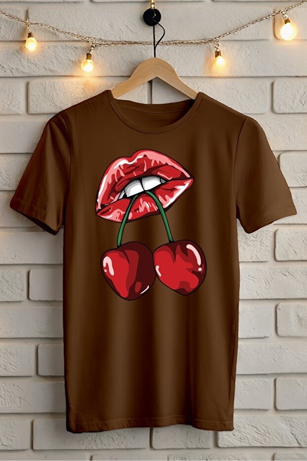 Cherry Lip Print Oversize T-Shirt
