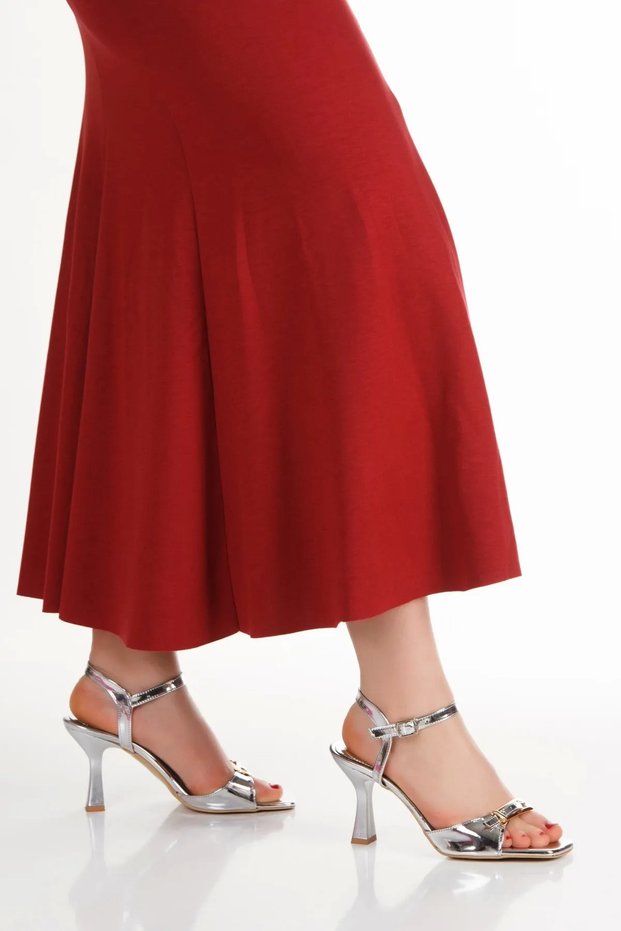 Women's stylish front buckle thin heeled shoes