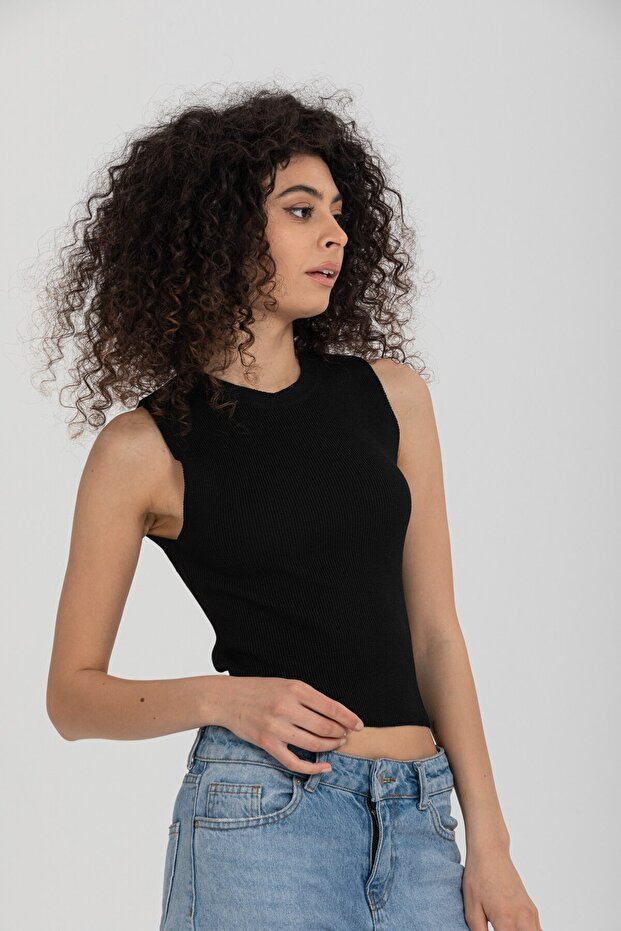 Basic Siyah Kolsuz Crop Kadın Triko - 5