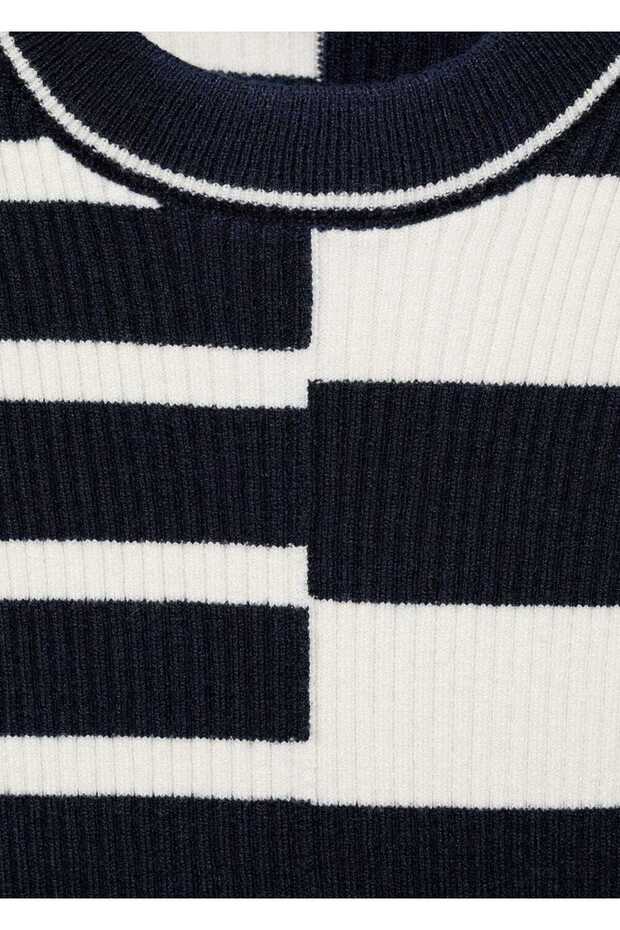 Çizgili triko bluz - 8