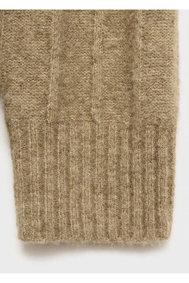 Düğmeli uzun hırka - 7