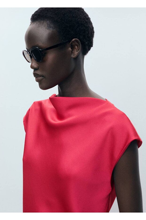 Drape yakalı saten bluz - 7