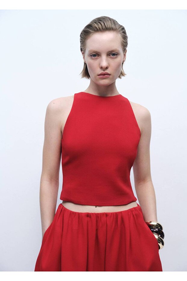 Kurze Bluse mit Rückenbindung - 1