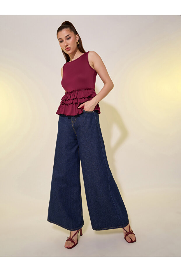 قميص داخلي سادة بدون أكمام مع حافة مكشكشة - 2