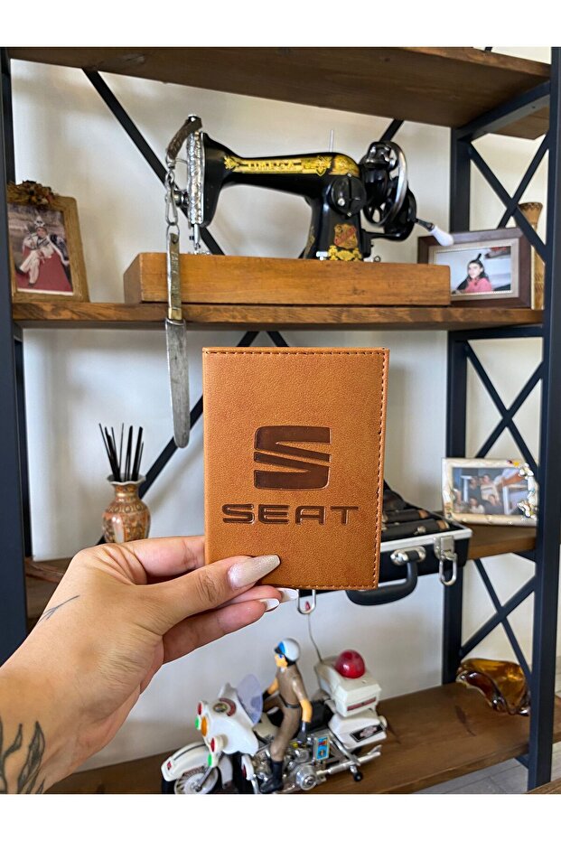 حافظة ترخيص السيارة من Efe LEATHER Mondial مخيطة وحافظة ترخيص السيارة الواقية