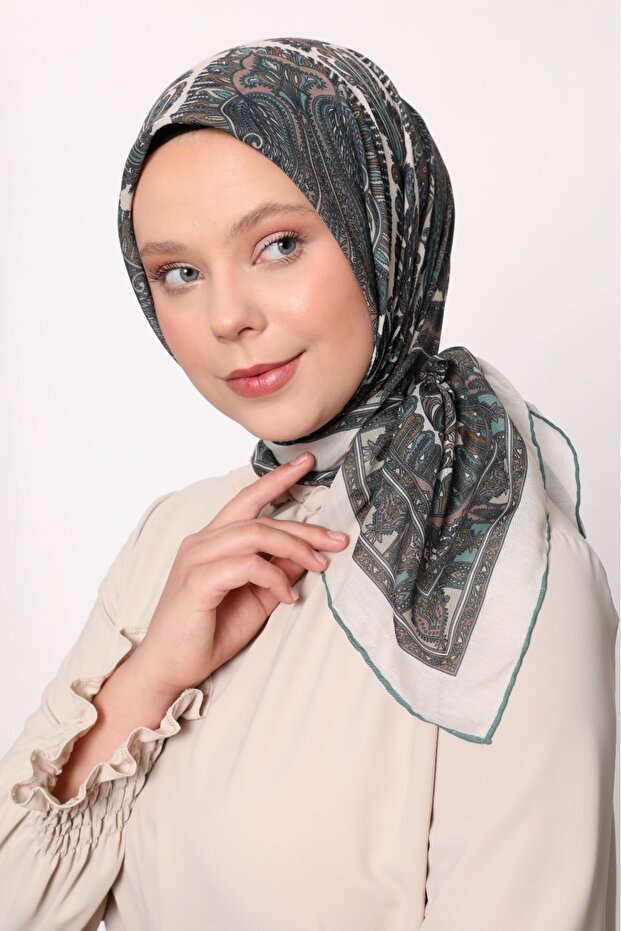 وشاح رياضي من القطن الرقيق بنمط عرقي