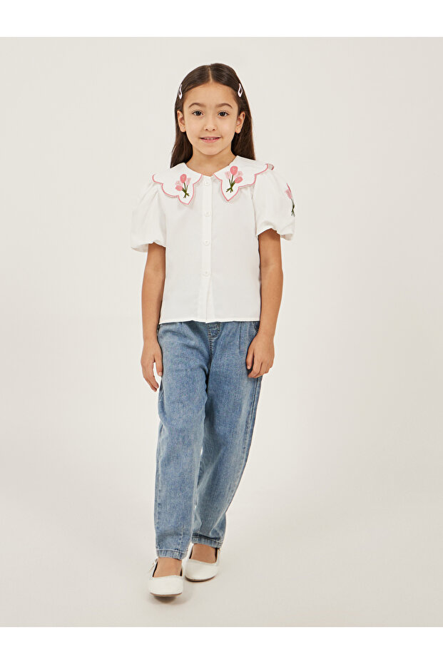 بلوزة مطرزة بياقة بيتر بان وأزرار - 2