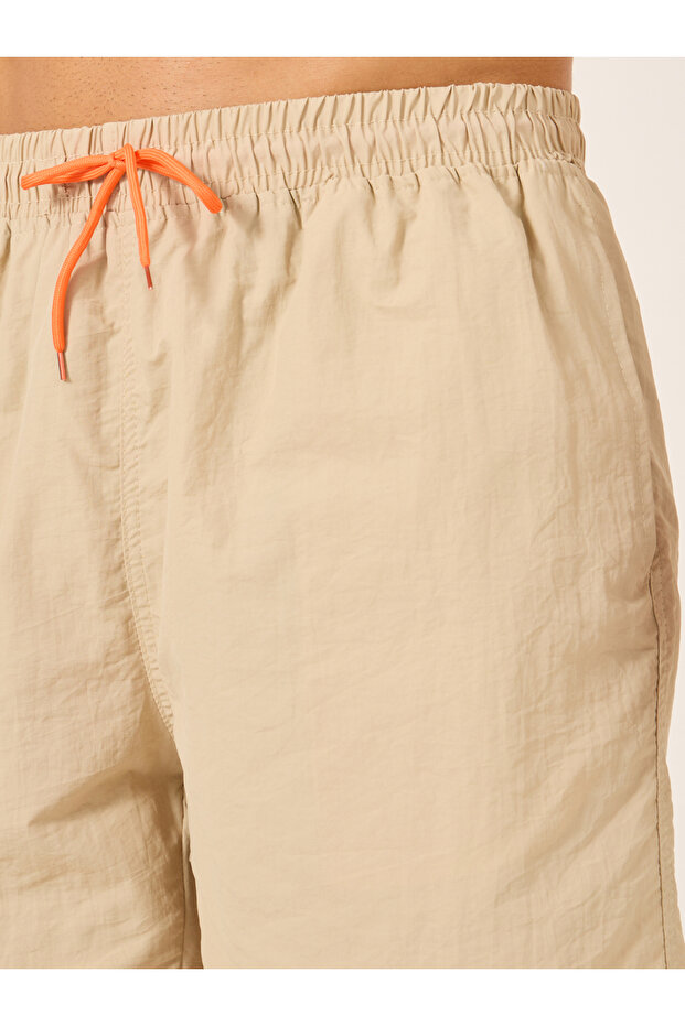 Solid Contrast Drawstring Swim Shorts - 3