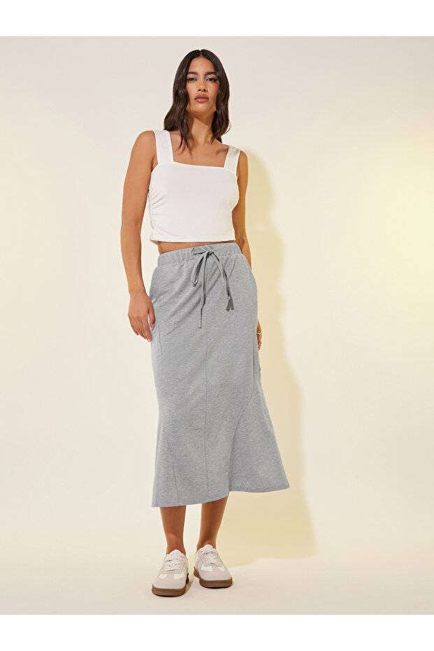 Solid Drawstring Waist A-Line Midi Skirt - 1
