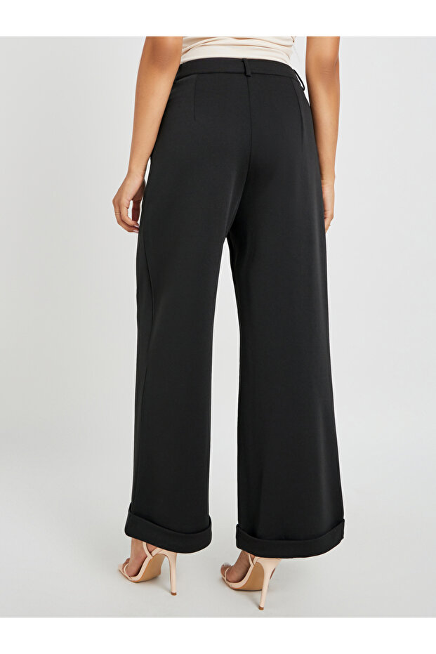 بنطلون محبوك واسع الساق مطوي - 4