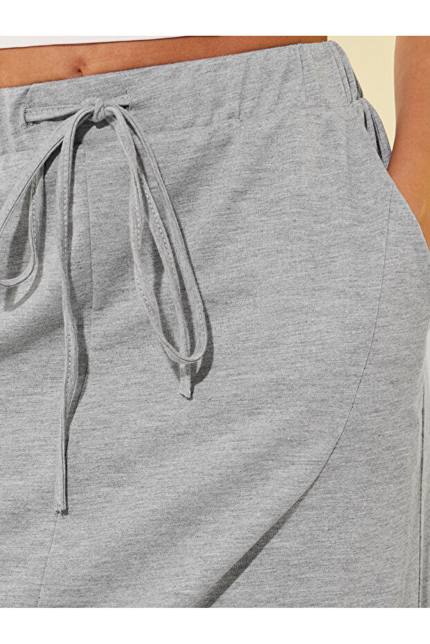 Solid Drawstring Waist A-Line Midi Skirt - 3