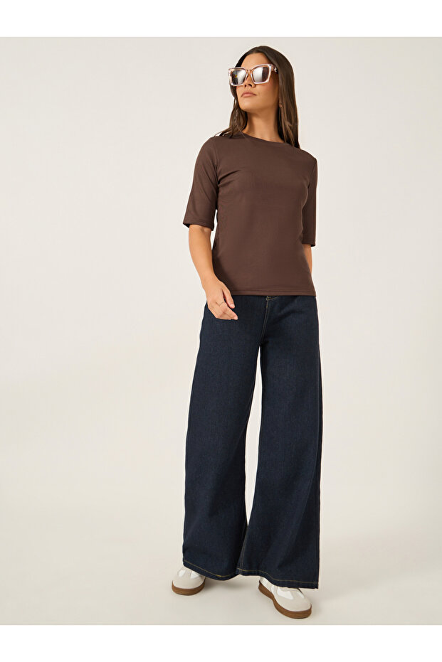 تي شيرت سادة ملائم برقبة دائرية - 2